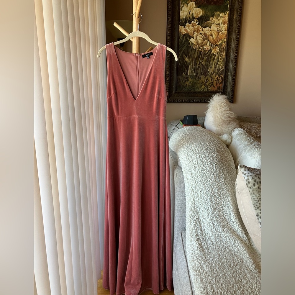 Lulus pink gown sz M